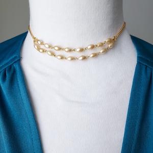 Vintage parelchoker, dikke parelchoker, edwardiaanse parelketting uit de jaren 80, korte dikke ketting, zachte meerstrengige parelchokerketting.