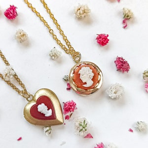 UNUSED 70s cameo locket necklace, photo locket necklace, small heart locket necklace, ITALIAN handcarved cameo locket, gold locket necklace.