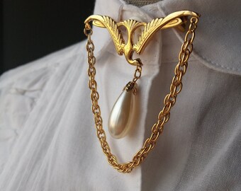 80s victorian collar brooch, gold plate bird collar pin with chain, 80s Unused, gold statement brooch, gift for her.