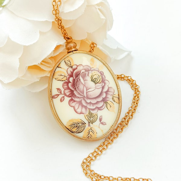 Limoges-halsband med rosa ros-cameo, UTBYTBAR CAMEO-hängeinfattning, 40 x 30 mm Three Graces-cameohalsband / Cottagecore-rosblomma-cameo.