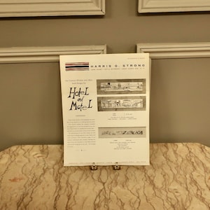 Werbeposter von HARRIS G. STRONG Inc &quot; Unsere Contract Division bietet jetzt Lagerdesigns für Hotel- und Motelinstallationen&quot; 1961
