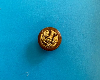 Cover Minder/Needle Minder