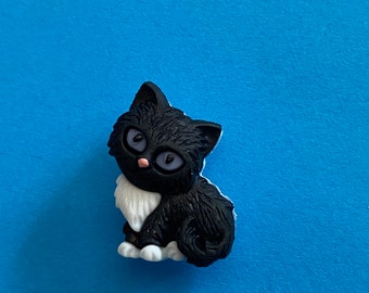 Cover Minder/Needle Minder