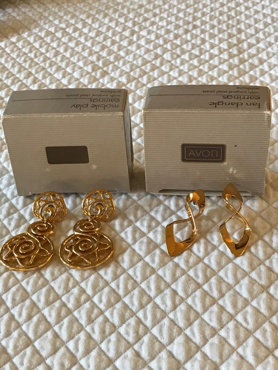 Avon Earrings Gold Tone New Old Stock - image 10