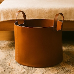 Cesta de leña de cuero auténtico para decoración de jardín y artículos de jardinería - Cesta redonda de cuero marrón para organización del hogar, la mejor decoración de primavera para el hogar