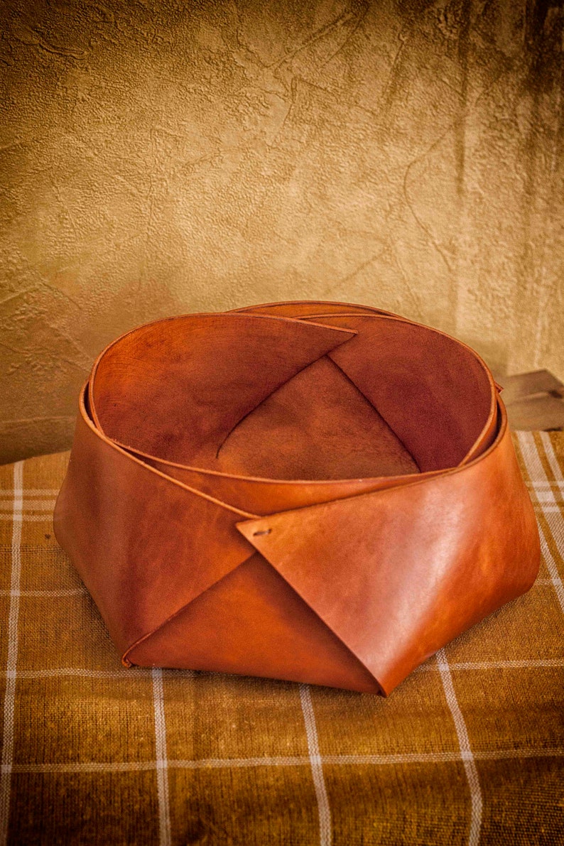 Brown Leather Tray, Small Leather Goods Gifts for Men, Entry Table