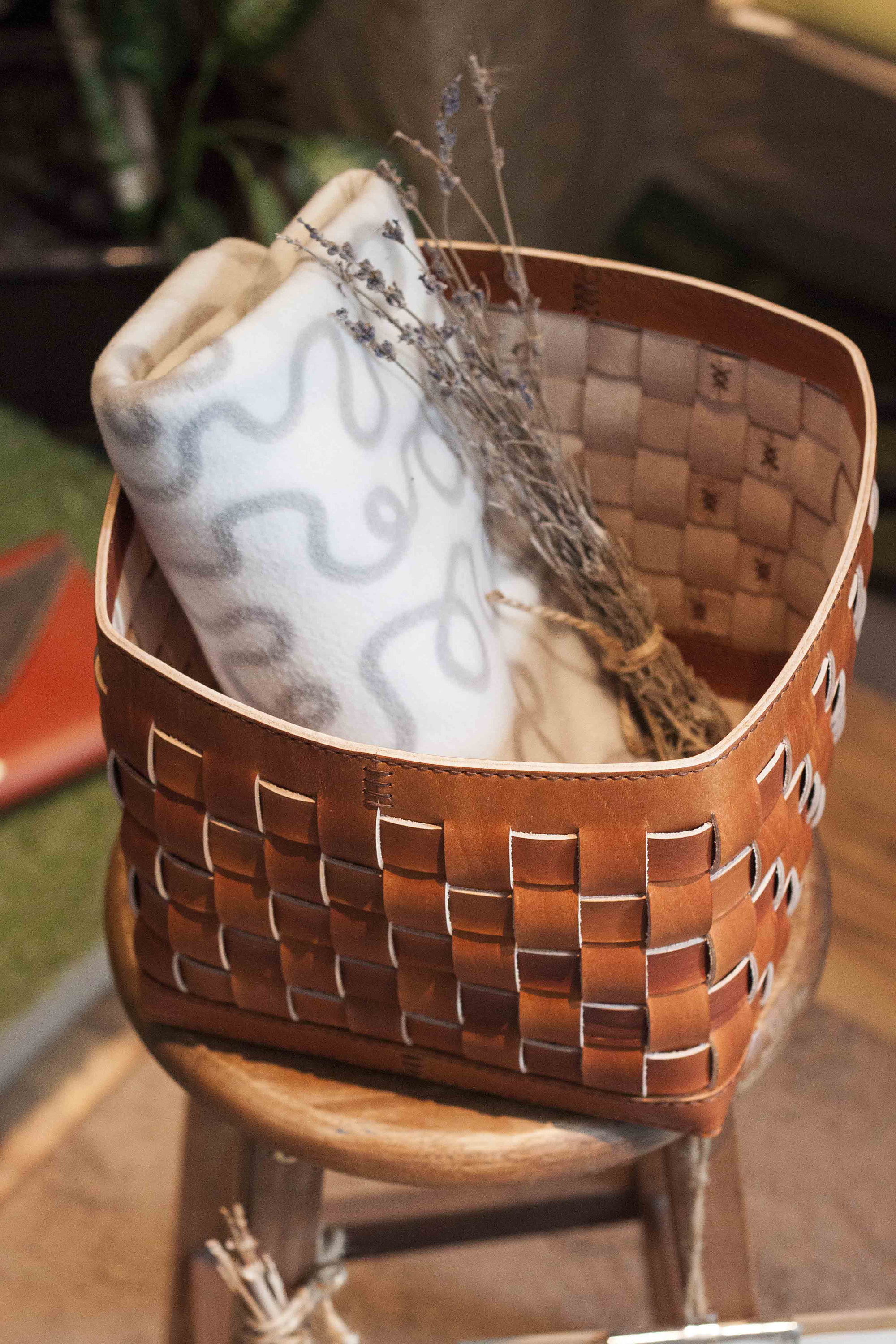 Momo - Checker Woven Leather Storage Basket – A Bit Sleepy. Homedecor