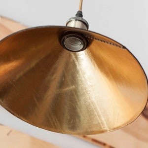 Leather cone pendant light fixtures Leather farmhouse lampshade for kitchen island or dining room Leather industrial lighting zdjęcie 5