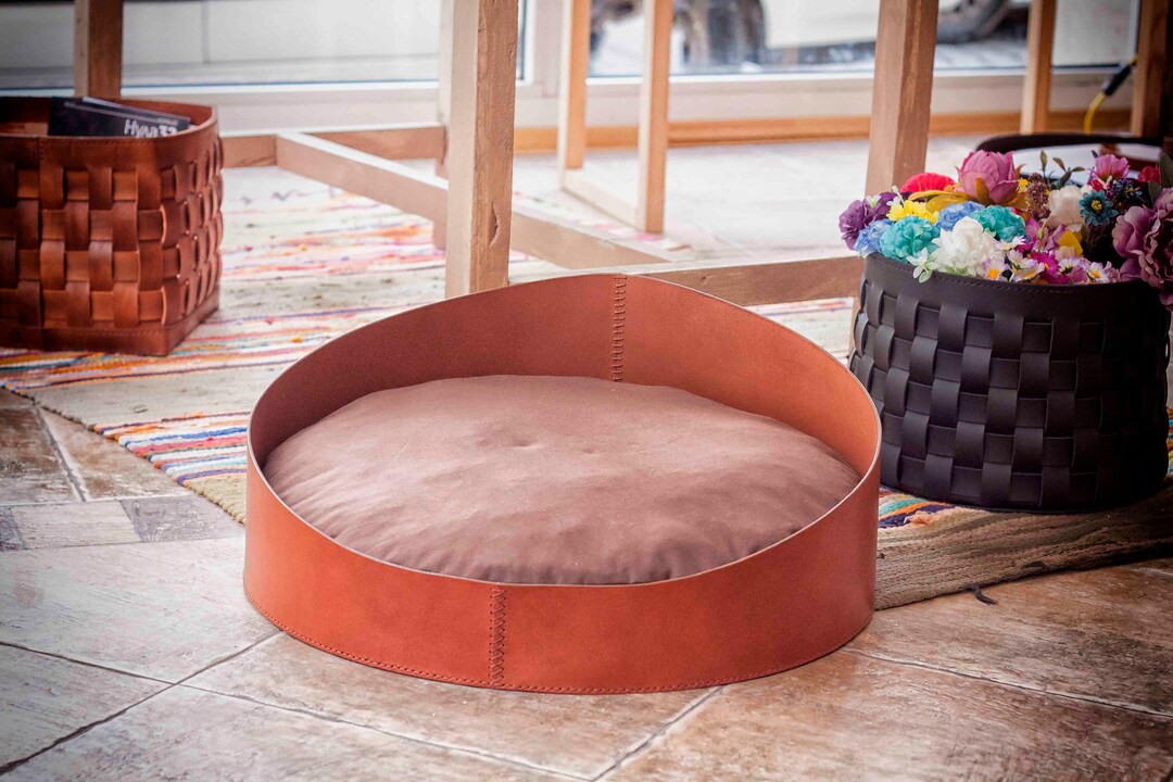 Leather Dog Sofa, Luxury Leather Dog Bed, Soft Pillow Dog Crate Bed