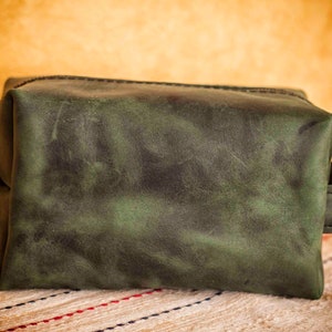 Personalized Dopp Kits, Monogrammed Dopp Kits, Unique Gifts For Husband, Custom Toiletry Bag, Gift For Boyfriend,Leather Shaving Bag For Men Green colour crazy