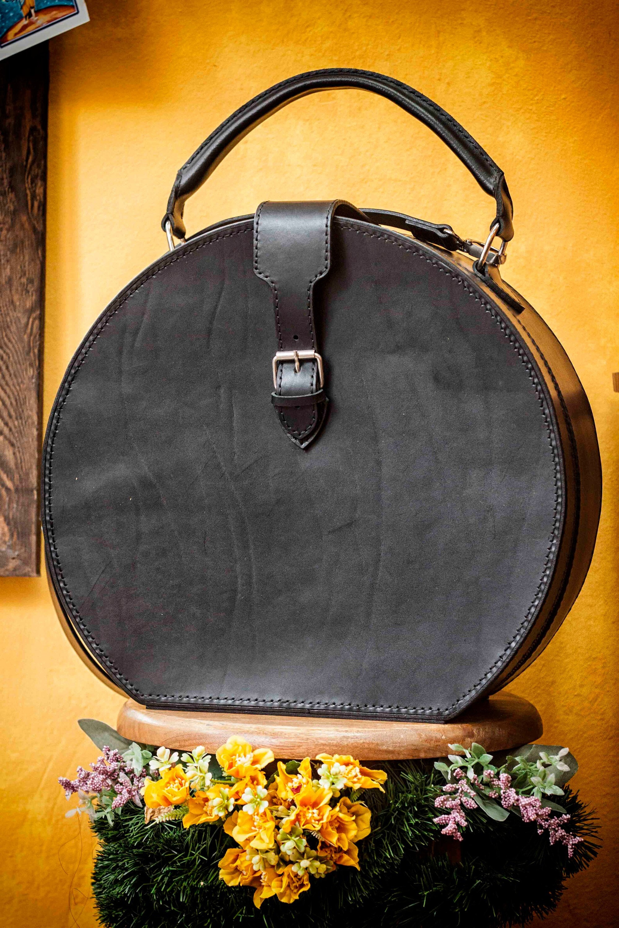 Travel Hat Box Black Leather Handbag 