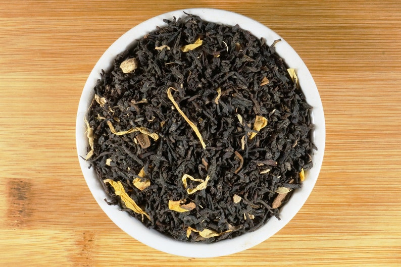 Vanilla Chai. Gourmet Loose Leaf All Natural Chai Tea. image 3
