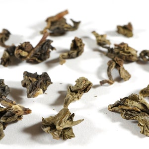 Iron Goddess (Ti Kuan Yin) Oolong. Gourmet Loose Leaf Tea. 100% Natural.