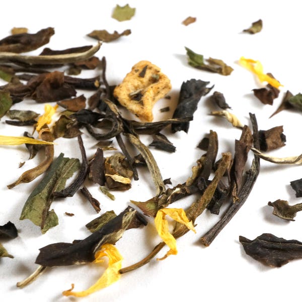 Peach White Tea. Gourmet Loose Leaf White Tea. Rich In Antioxidants. 100% Natural.