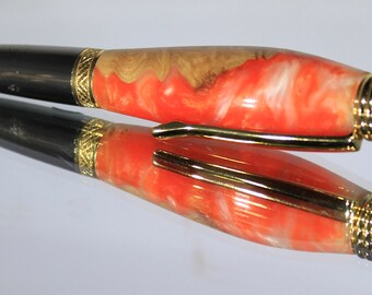 Twist ballpoint pen with acrylic and Burl wood