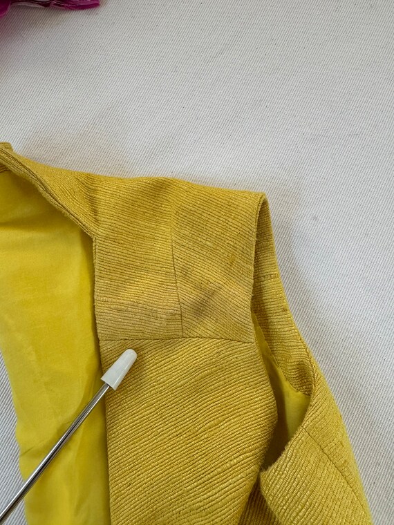 Mod Go Go 60's Yellow Sleeveless Shift Dress Home… - image 10