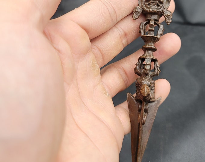 Beautiful Tibetan Rare Antique Ritual Dagger Sword (Phurba) Bronze Handicrafted Mahakala Face Art Deco