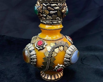 Cute Vintage Bottle Copal Tibetan With Natural Gemstone