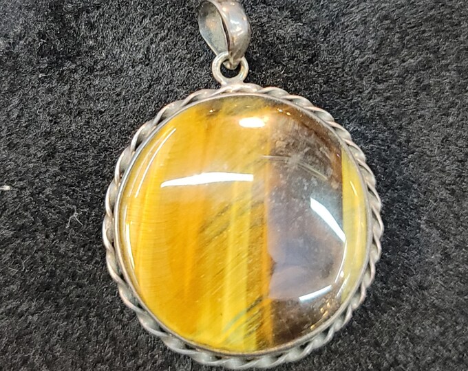 Beautiful Vintage Silver Near Eastern Natural Tiger Eyes Stone Pendant Afghanistan
