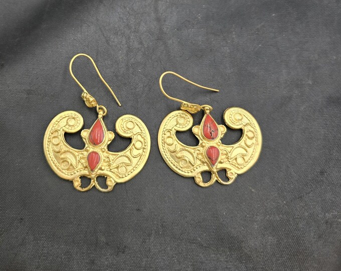 Gorgeous Authentic Silver Gold Gulit Beautiful Near Eastern Earrings With Coral Stone
