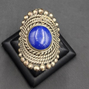 Vintage Near Eastern Lapis Lazuli Stone Handmade Silver Ring