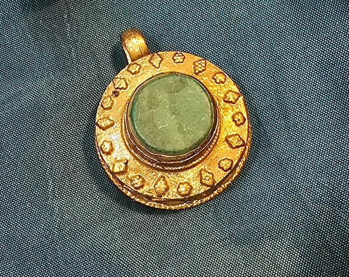 Vintage Gold Gulding Near Eastern Beautiful Pendant With Natural Green Malachite Stone
