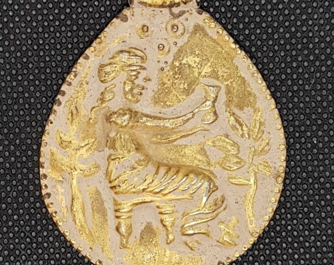 Unique Roman King While worshipping Gold On Silver Wonderful Antique Beautiful Pendant