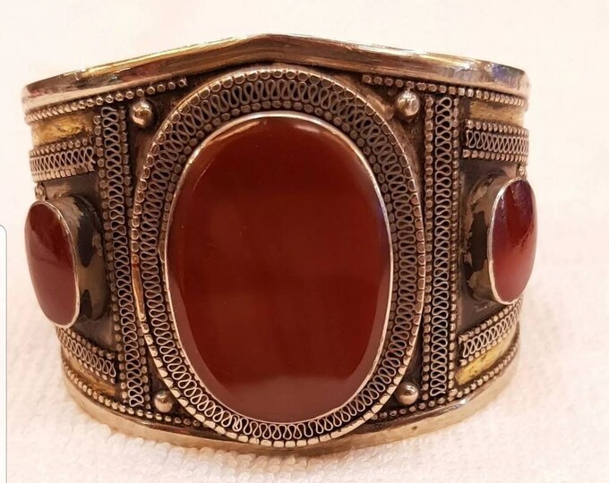 Beautiful Old Silver Vintage Tribal Bangle/ Cuff with Ancient Red Agate Stone