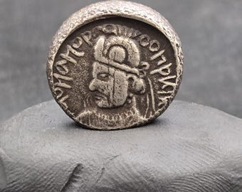 古代インド・ギリシャ銀貨 - 紀元前200年頃 - Etsy 日本