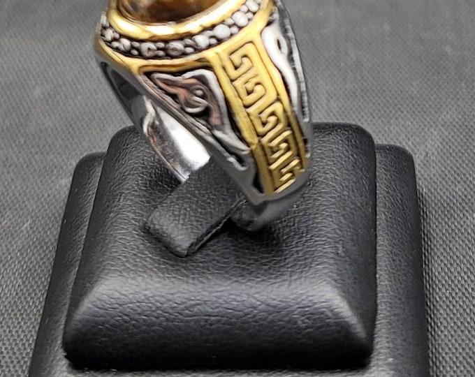 Beautiful Antique Silver Near Eastern Silver Ring With Natural Tiger Eyes Stone