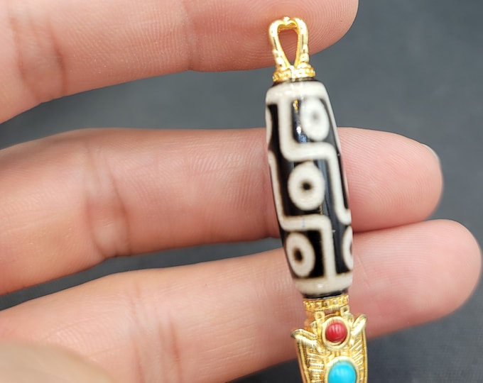 Ancient Old Dzi Beads Unique 9 Motifs Eyes Rare Very Old Bead Amulet Pendant