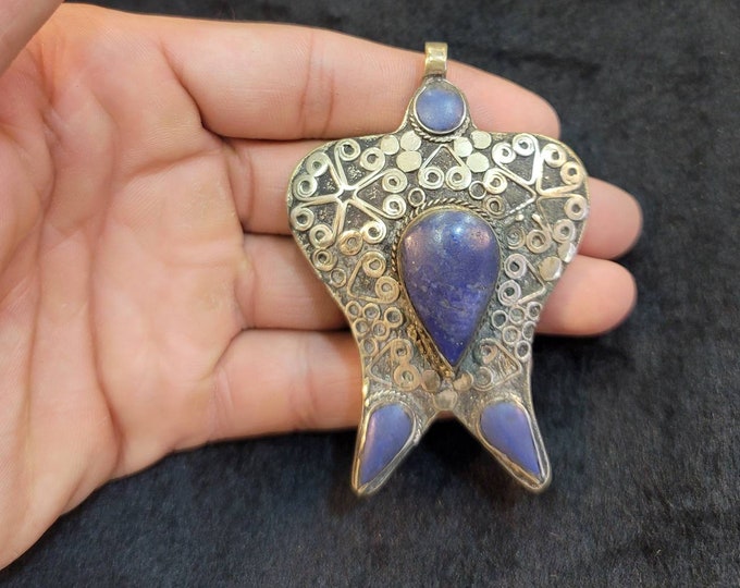 Vintage Beautiful Afghanistan Silver Pendant Fish Shape Carved Pendant With Lapis Lazuli Stone