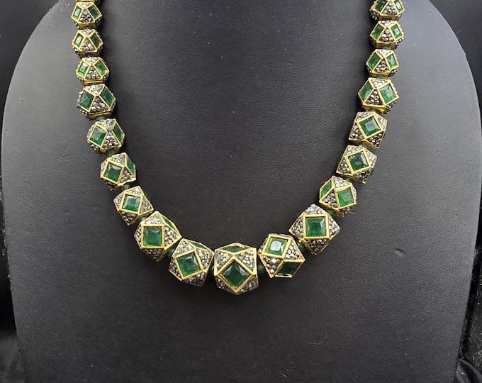 Gold Plated Beads Vintage Wonderful Necklace Adjustable With Green Emerald Gemstone