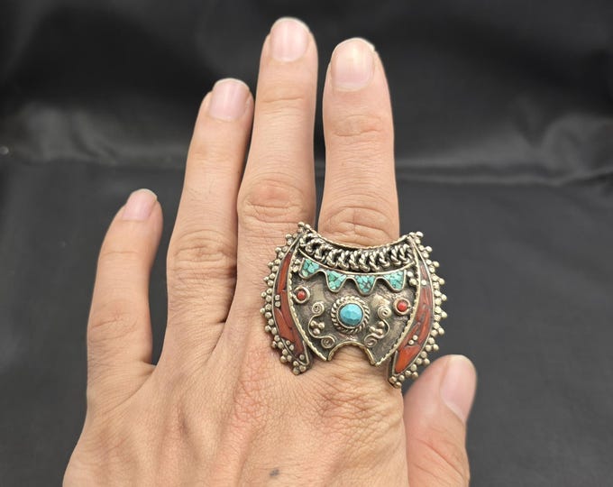 Amizing Vintage Silver Handmade Tibeten Ring With Natural Turquoise And Coral Stone