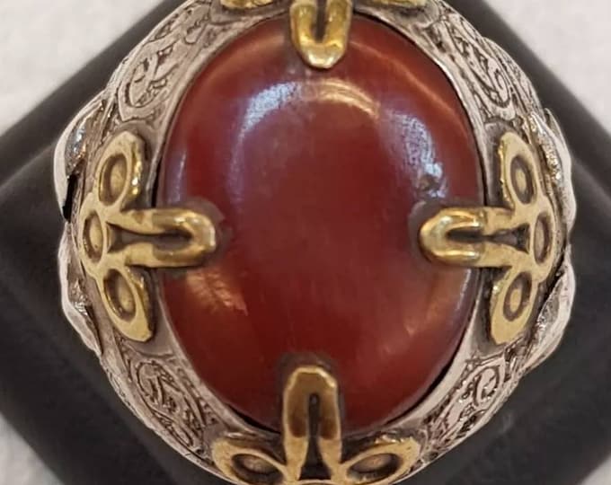 Antique Yaman Agate Stone on Beautiful Old Silver Ring Gold Work On Top
