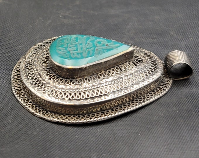 Near Eastern Vintage Silver Pendant With Natural Agate Stone Ancient Calligraphy Intaglio