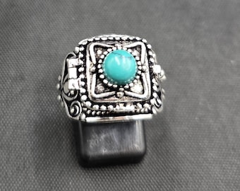 Vintage Tibetan Silver Ring: Turquoise Stone, Adjustable Band