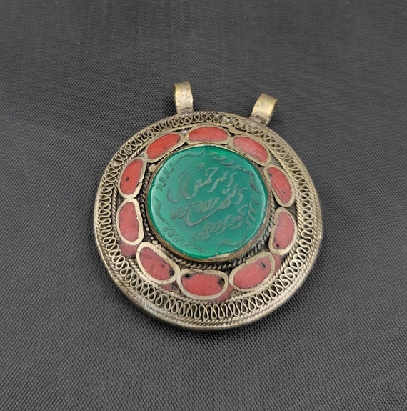 Multicolor - Handcrafted Mughal Flower German Silver Pendant Bamboo Necklace with Red Beads main image 1