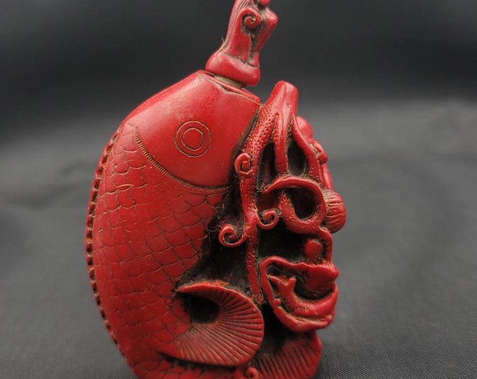 Wonderful Rare Red Bamboo Coral Vintage Carved Tibetan Unique Fish Shape  Bottle