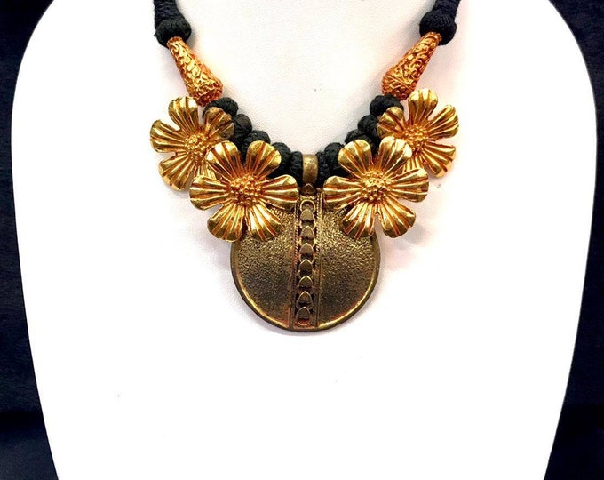 Gerogues Handicraft Gold Plated Wonderful Flowers Necklace Pendant
