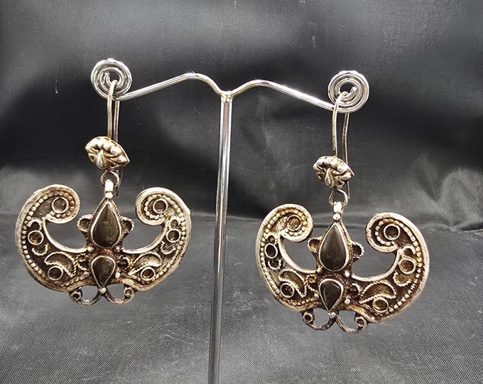Authentic Beautiful Handmade Old Vintage Silver Earrings With Black Agate Stone