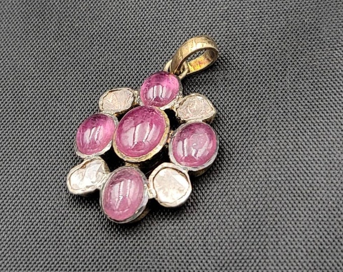 20k Gold Over Silver Beautiful Victorian Pendant With Natural Rough Daimond And Ruby Gemstone