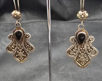 Vintage Silver Earrings: Handmade Ethnic Black Agate Jewelry