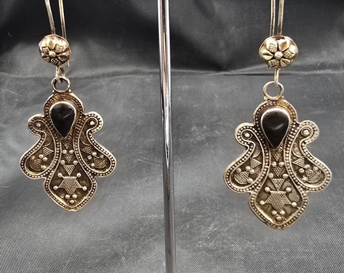 Authentic Beautiful Handmade Old Vintage Silver Earrings With Black Agate Stone