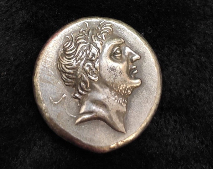 Genuine Greek Empire wonderful Solid Silver Third Century Solid Coin