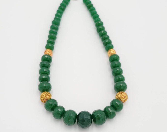Natural Green Agate Gemstone With Gold Gulding Vintage Beads Lovely Necklace
