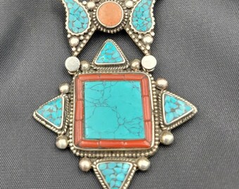 Vintage Silver Pendant: Natural Turquoise & Coral Stone