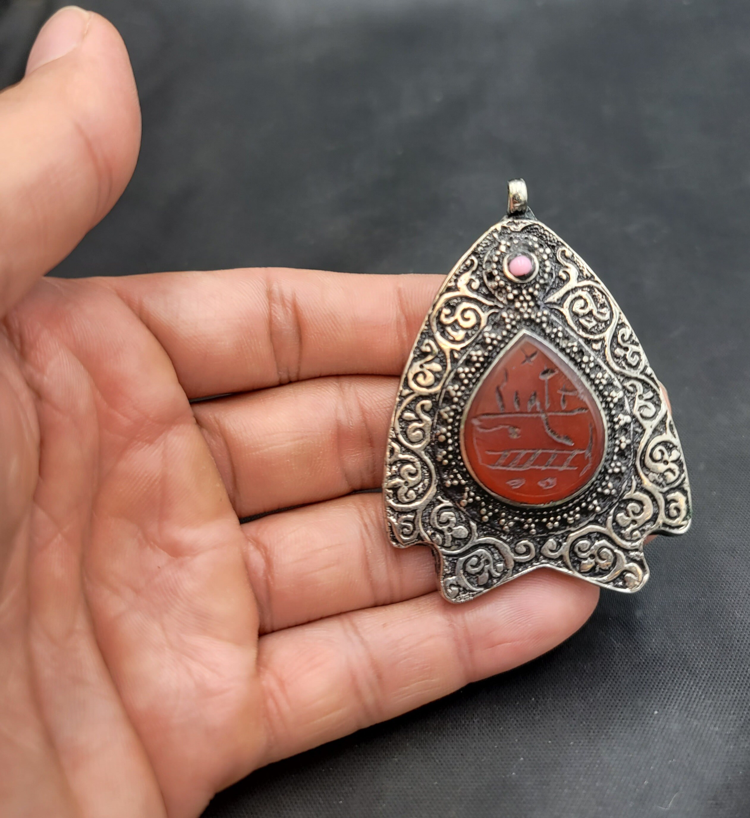 Pendentif Ancien Homme Du Proche-Orient En Argent Et Pierre D'agate - Style Romain/grec - Neuf Avec étiquettes