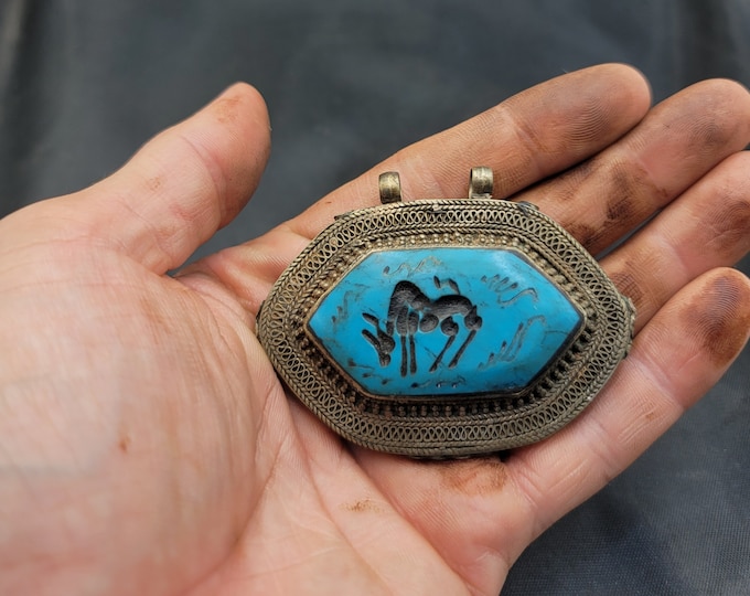 Turquoise Stone Loin Intaglio  Pendant Beautiful Near Eastern Silver Pendant