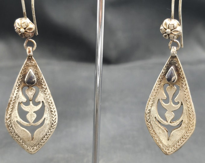 Beautiful Vintage Soild Silver Lovely Afghanistan Earrings With Agate Stone